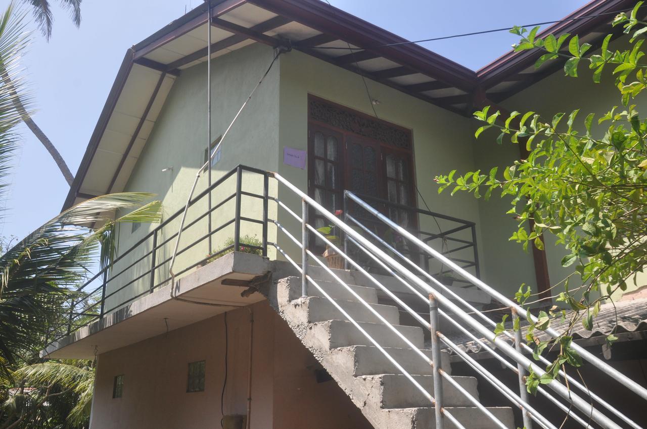 Nisadi Villa Bentota Esterno foto