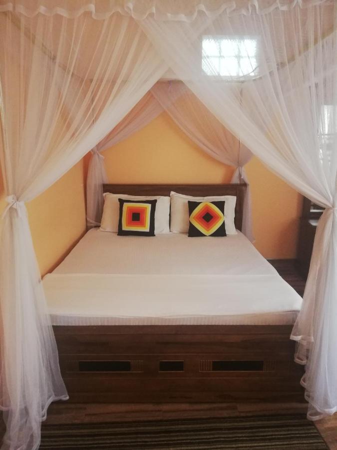 Nisadi Villa Bentota Esterno foto